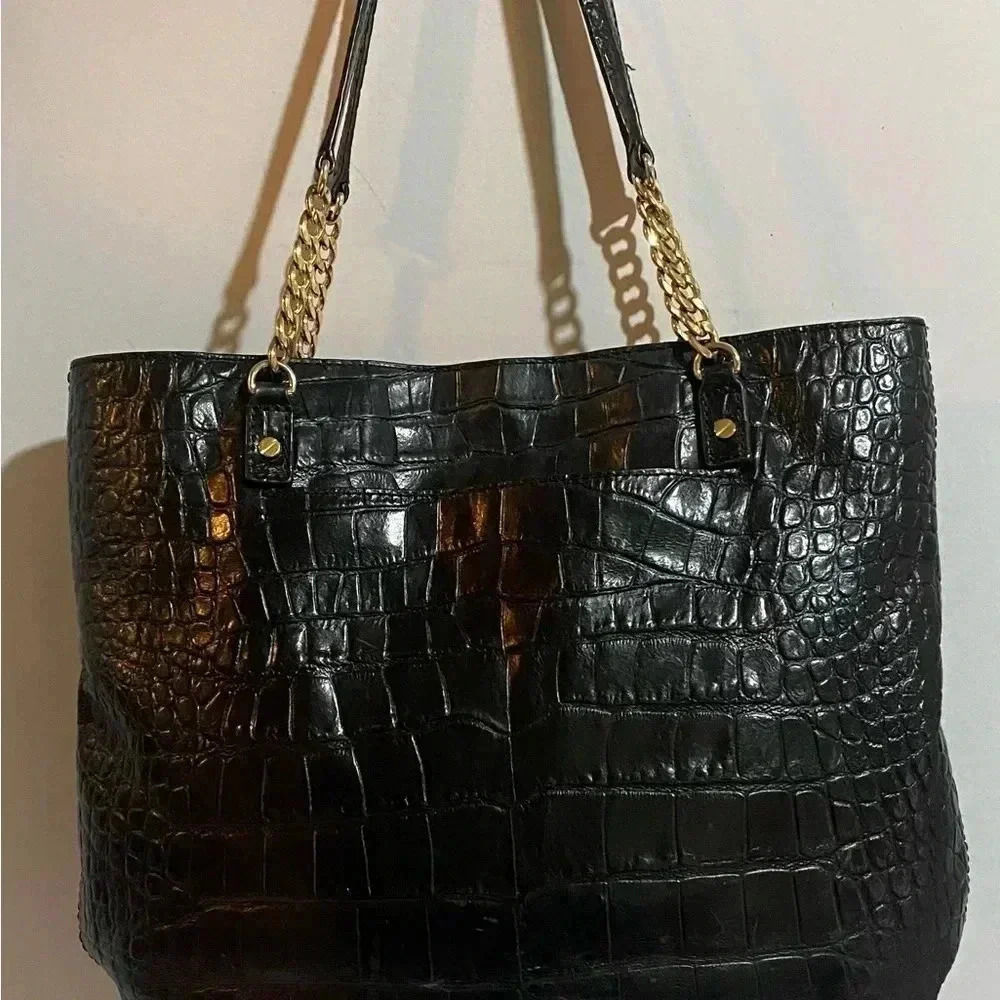 Michael kors black embossed leather shoulder handbag - Picture 8 of 12